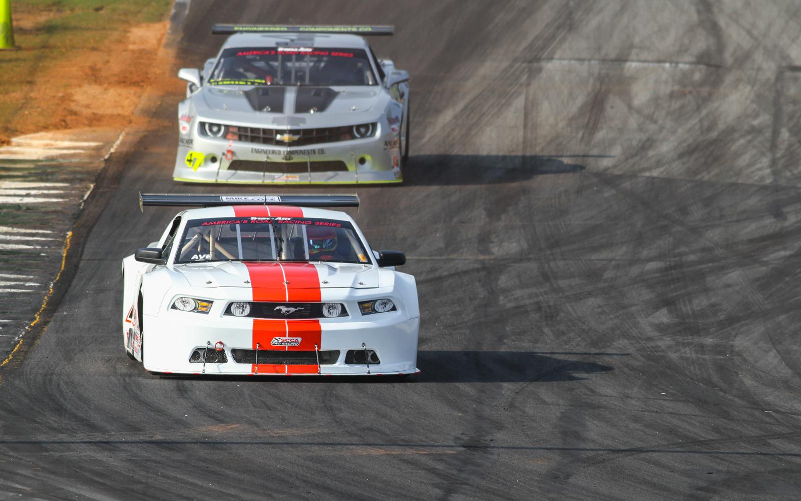 Peterson and Ave lead the way at Road Atlanta